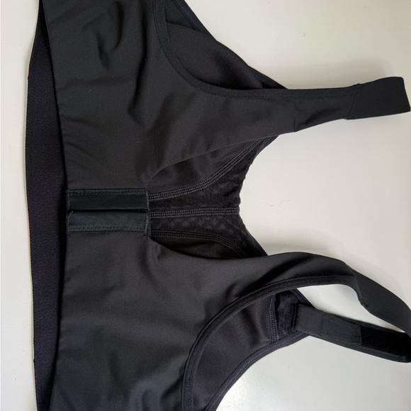 Brooks Women's Black Sports Bra - Picture 3 of 4